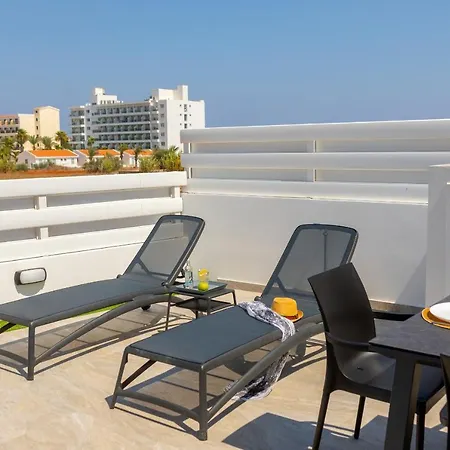 Sol E Mar 3 פרוטאראס