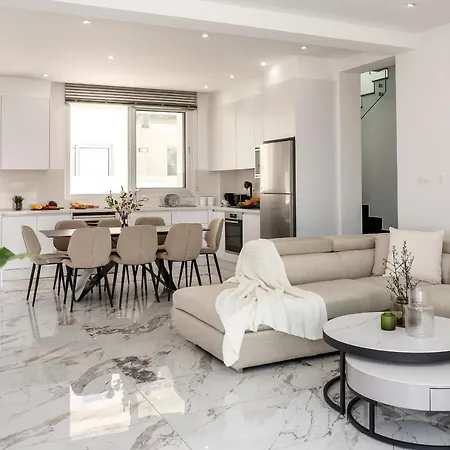 Sol E Mar 3 * Protaras