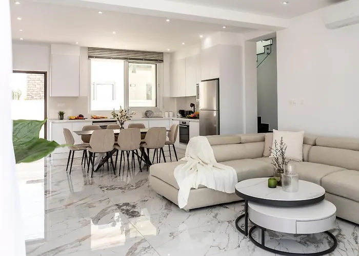 Sol E Mar 3 * Protaras