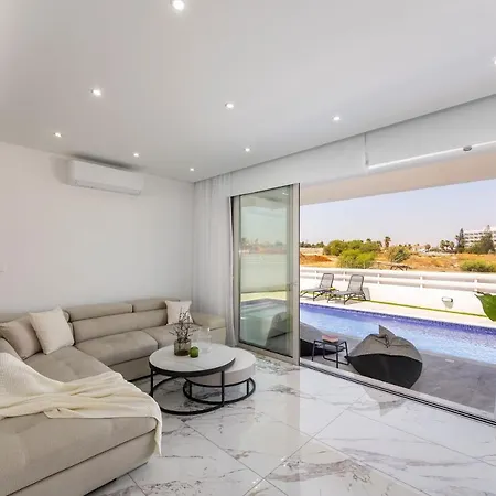 Sol E Mar 3 فيلة بروتاراس